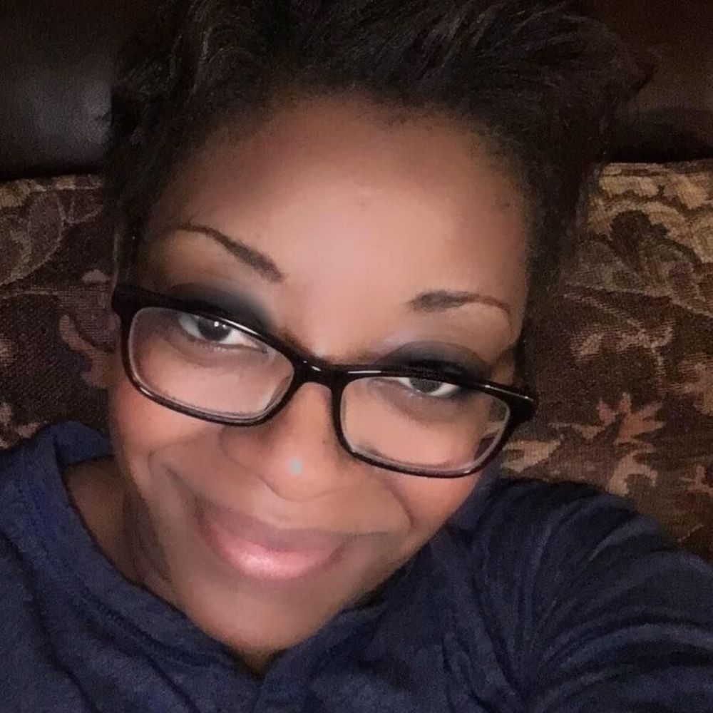 Meet your Posher, Cass